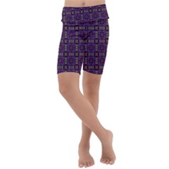 Tile Pattern Background Image Purple Kids  Lightweight Velour Cropped Yoga Leggings by Pakrebo