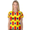 Pattern Design Backdrop V-Neck Sport Mesh Tee View1