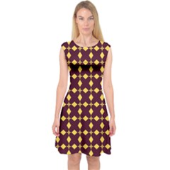 Df Riona Eclance Capsleeve Midi Dress by deformigo