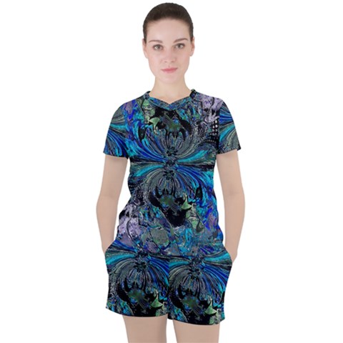Steamroller Women s Tee And Shorts Set by MRNStudios
