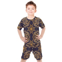 Muster Kids  Tee And Shorts Set by zappwaits