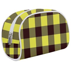 Black And Yellow Big Plaids Make Up Case (medium) by ConteMonfrey