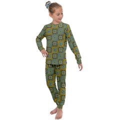 Batik-tradisional-01 Kids  Long Sleeve Set 