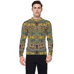 Fishes Admires All Freedom In The World And Feelings Of Security Men s Long Sleeve Rash Guard by pepitasart