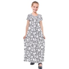 Black And White Alien Drawing Motif Pattern Kids  Short Sleeve Maxi Dress by dflcprintsclothing