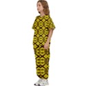 Pattern 16 Kids  Tee and Pants Sports Set View2