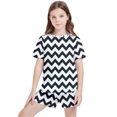 Black And White Chevron Kids  Tee And Sports Shorts Set