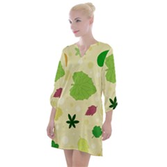 Leaves-140 Open Neck Shift Dress