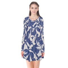 Bird Animal Animal Background Long Sleeve V-neck Flare Dress by Vaneshop