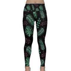 Geometric-seamless-pattern Lightweight Velour Classic Yoga Leggings by Amaryn4rt