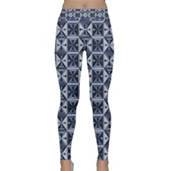 Geometric Monochrome Triangle Classic Yoga Leggings