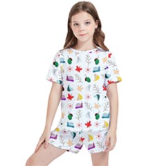 Snail Butterfly Pattern Seamless Kids  T-shirt And Sports Shorts Set
