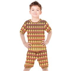 Gradient Lion Head Pattern Kids  T-shirt And Shorts Set by ExtraAwesomeSauce