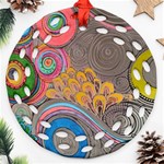 Rainbow Passion Round Filigree Ornament (2Side) Back