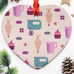 Seamless Bakery Vector Pattern Ornament (heart) by Nexatart