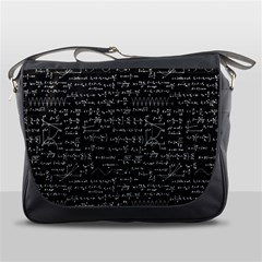 Math-equations-formulas-pattern Messenger Bag