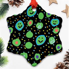 Doodle Dot Drawing Snowflake Ornament (two Sides)
